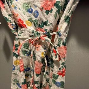 Old Navy floral print wrap dress